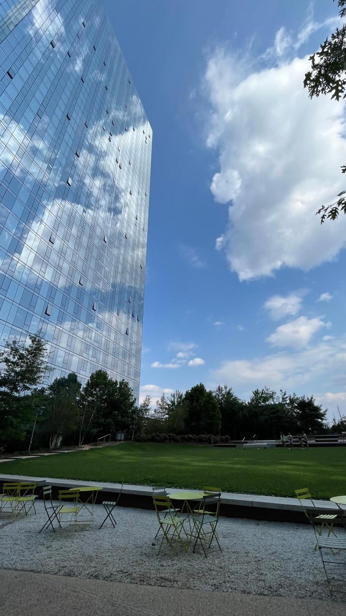 Luxury 2 Beds 2 Baths Corner Breathtaking Views Modern Retreat * New York